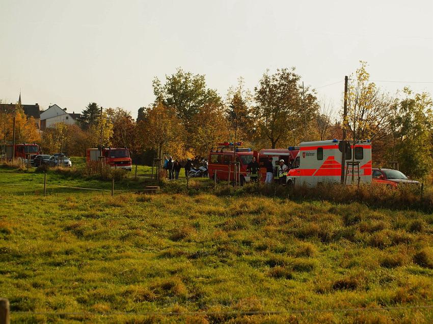 Kleinflugzeug abgestuerzt Sankt Augustin Meindorf P014.JPG